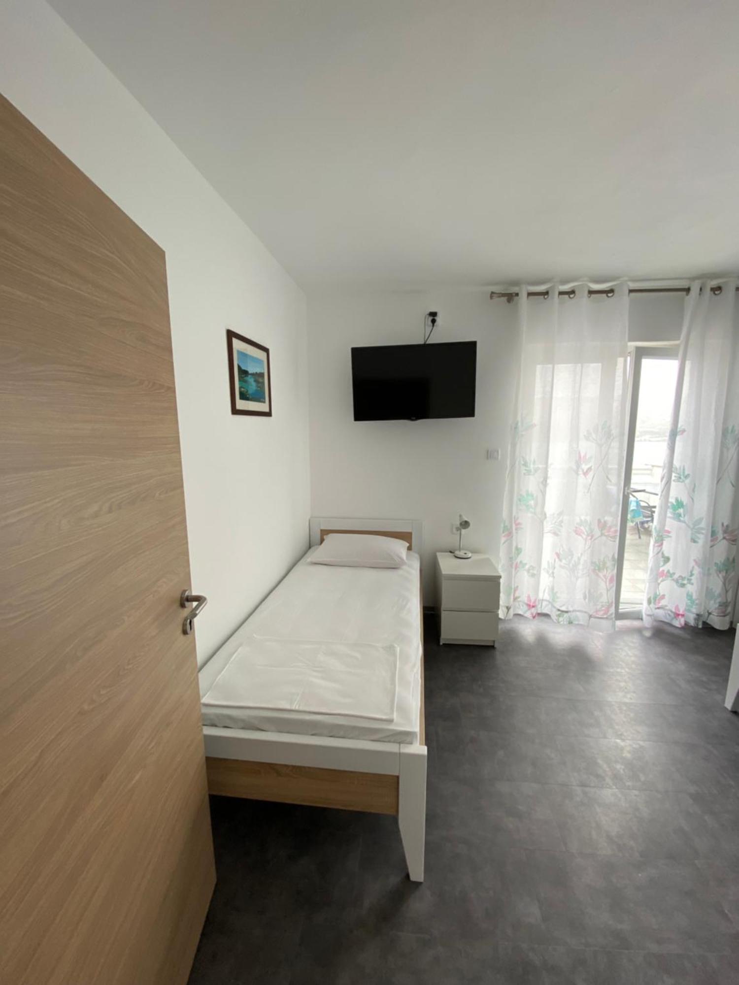 Apartmani Pozega Pag Town Extérieur photo